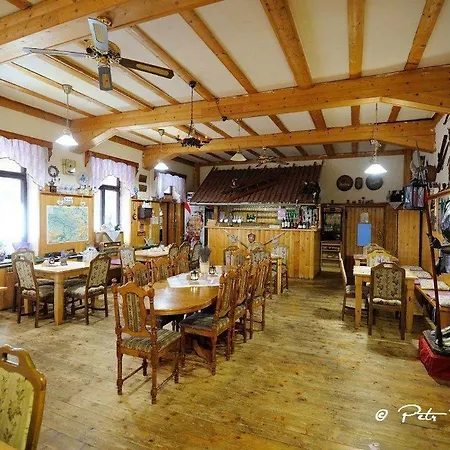 Hotel Jef A Krčma U Rytíře Doubice