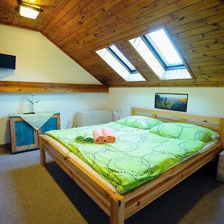 Hotel Jef A Krčma U Rytíře Doubice