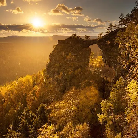 Hotel Jef A Krčma U Rytíře 3*